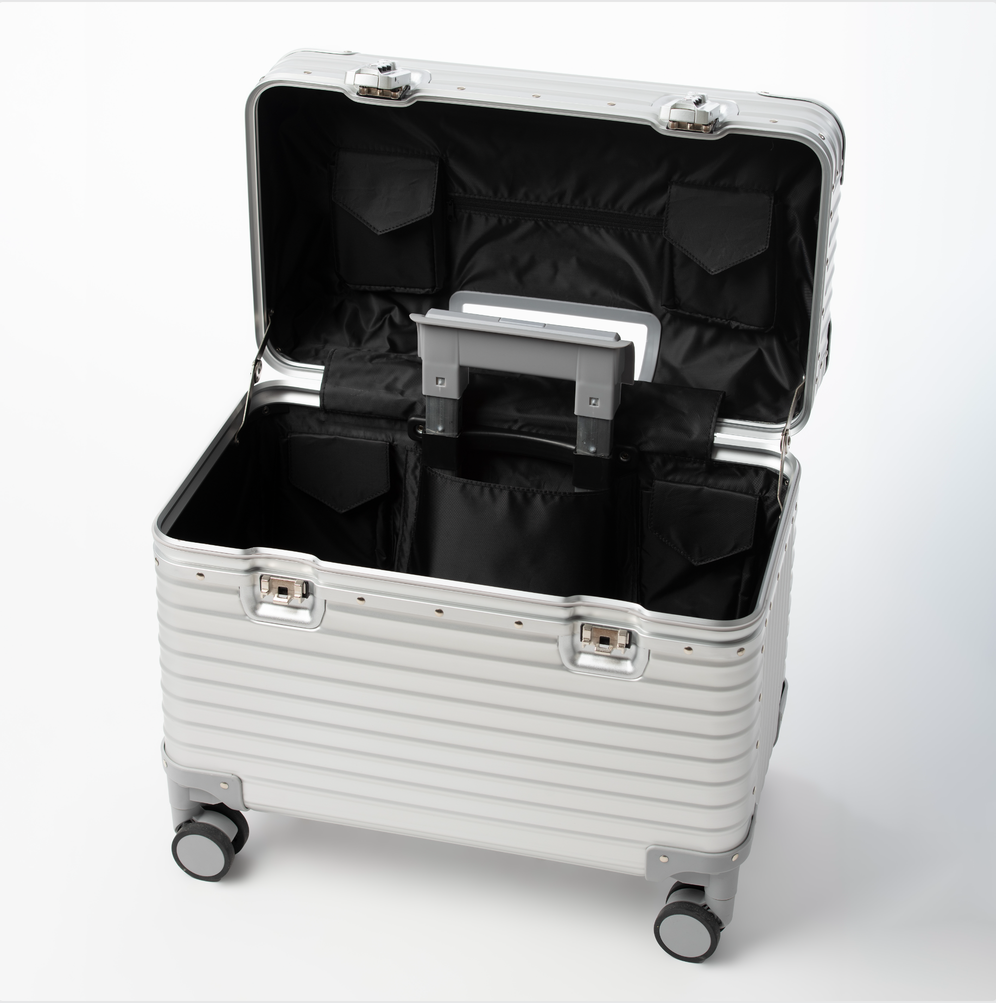 Pilot Aluminium Case PRE ORDER SHIPPING JUNE 15th